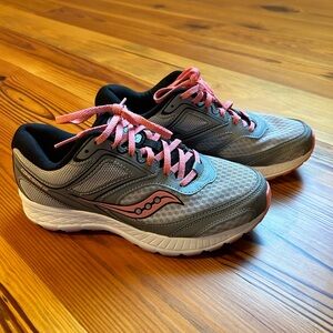 Saucony Cohesion Women’s Running Shoes, size 9.5